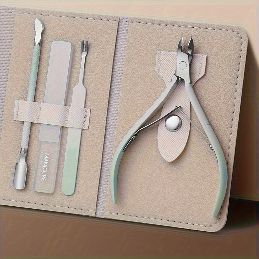 Manicure set Men Personal Care - огляд і ціна Men Accessories Combo Set